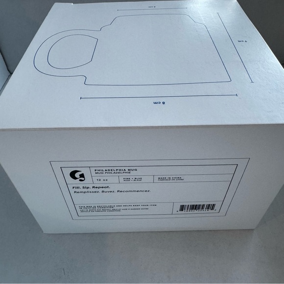 Glossier Philadelphia Exclusive Mug NWT - Picture 3 of 8